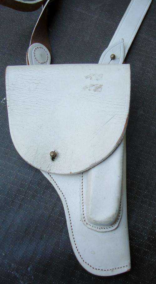 RHODESIAN MILITARY LEATHER GUN HOLSTER